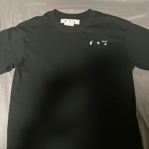 Off-white t shirts men small great condition 10/10